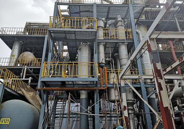 三效蒸發(fā)器實(shí)際運(yùn)行案例實(shí)景拍攝 三效蒸發(fā)器實(shí)際運(yùn)行案例實(shí)景拍攝