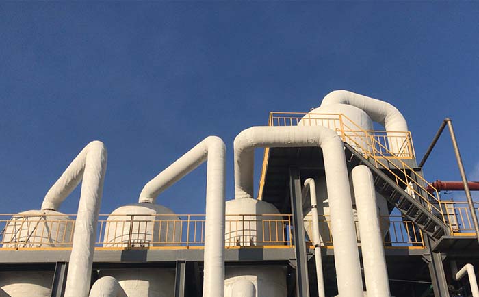 三效蒸發器實拍 三效蒸發器實拍